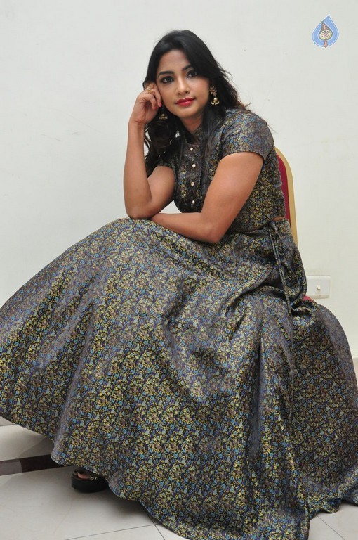 Kamna Singh New Photos - 37 / 37 photos