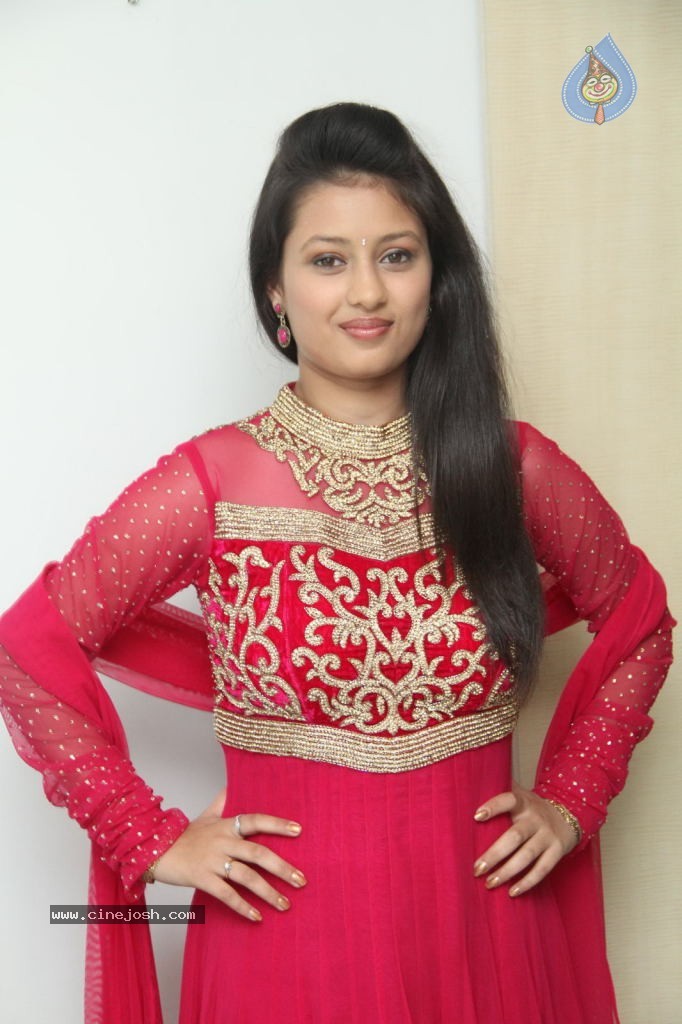 Kanika Tiwari Latest Stills - 28 / 79 photos