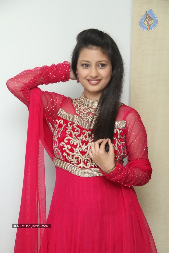 Kanika Tiwari Latest Stills - 36 / 79 photos