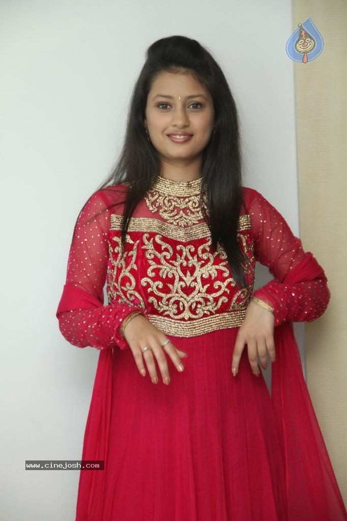 Kanika Tiwari Latest Stills - 37 / 79 photos