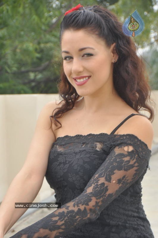 Karma Movie Actress Jade Tailor  - 11 / 52 photos