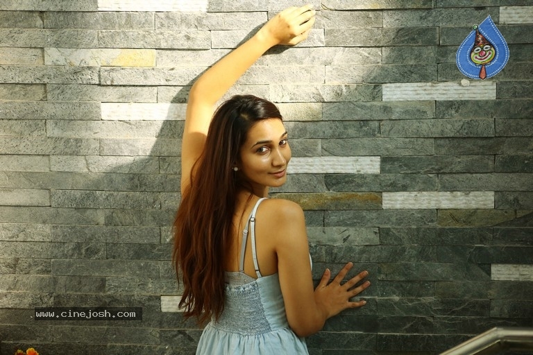 Kartha Karma Kriya Heroine Nutan Rai Stills - 4 / 4 photos