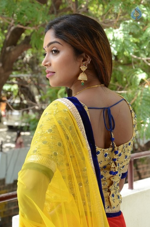 Karunya New Photos - 14 / 40 photos