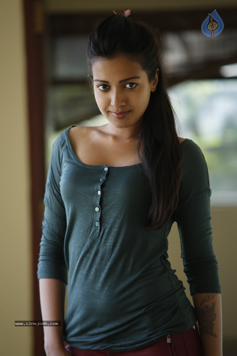 Katherine Theresa New Pics - 22 / 46 photos