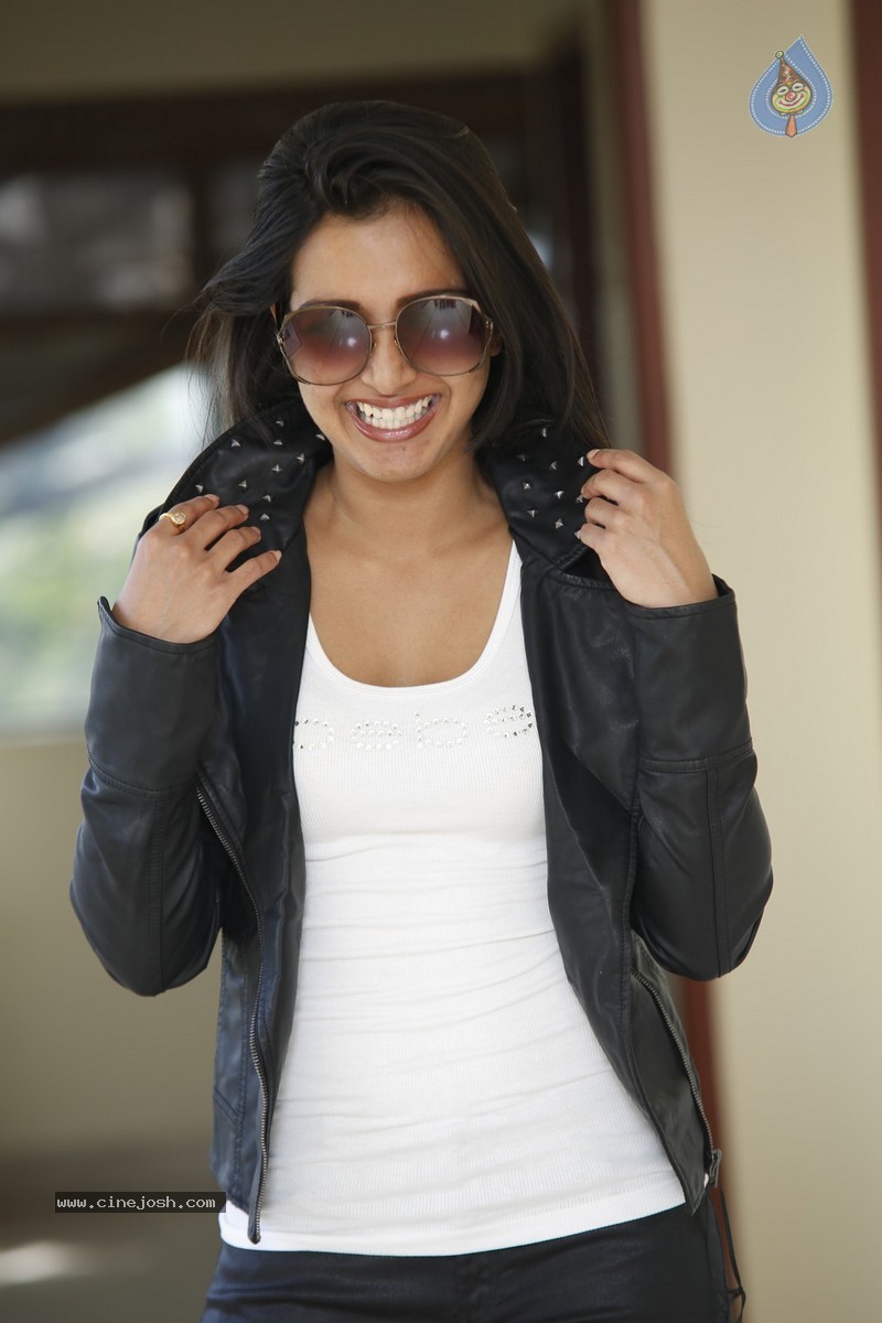 Katherine Theresa New Pics - 38 / 46 photos
