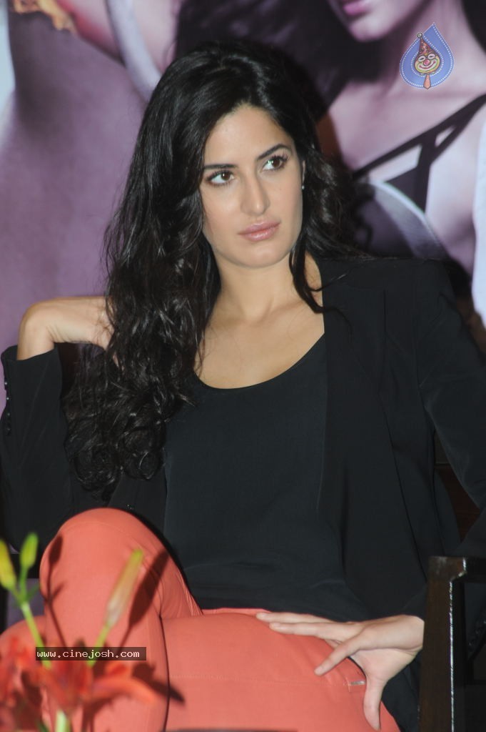 Katrina Kaif Latest Photos - 25 / 88 photos