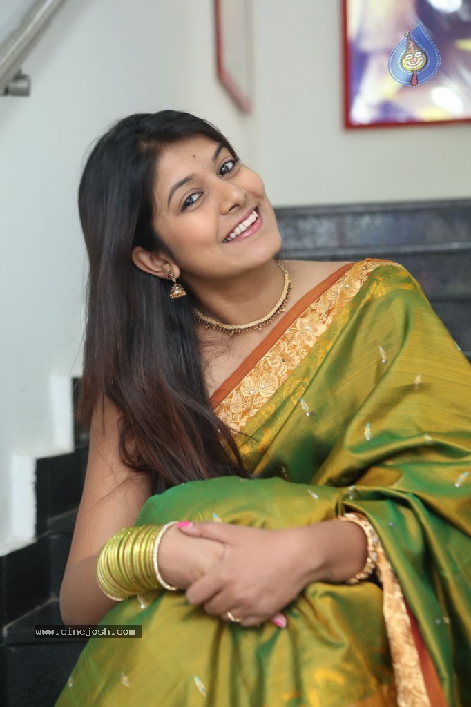 Kavya Kumar Latest Gallery - 33 / 107 photos