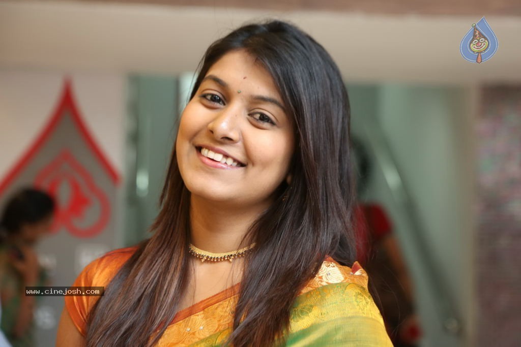 Kavya Kumar Latest Gallery - 72 / 107 photos