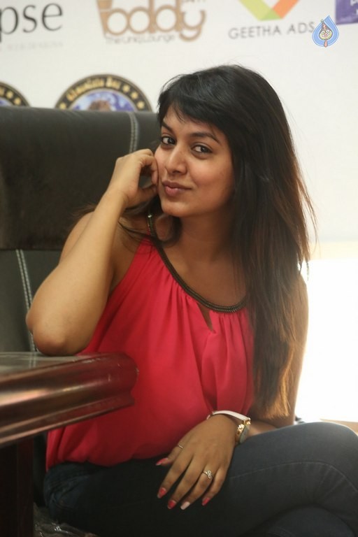 Kavya Kumar New Photos - 24 / 42 photos