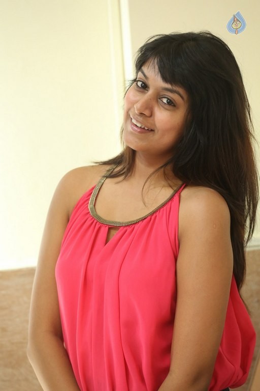 Kavya Kumar New Photos - 39 / 42 photos