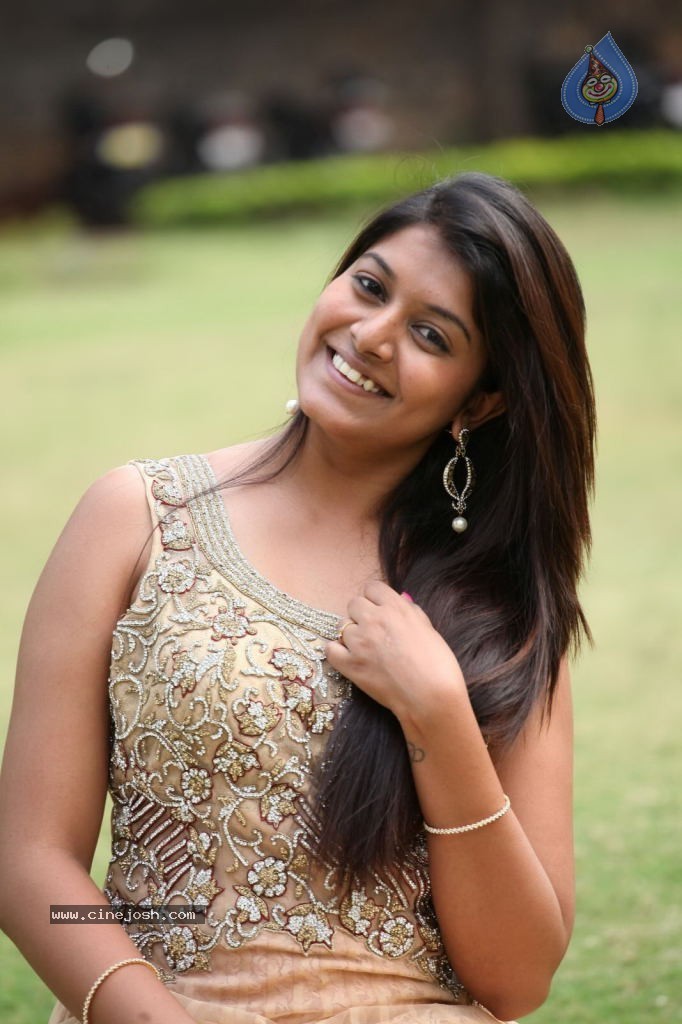 Kavya Kumar New Pics - 4 / 83 photos