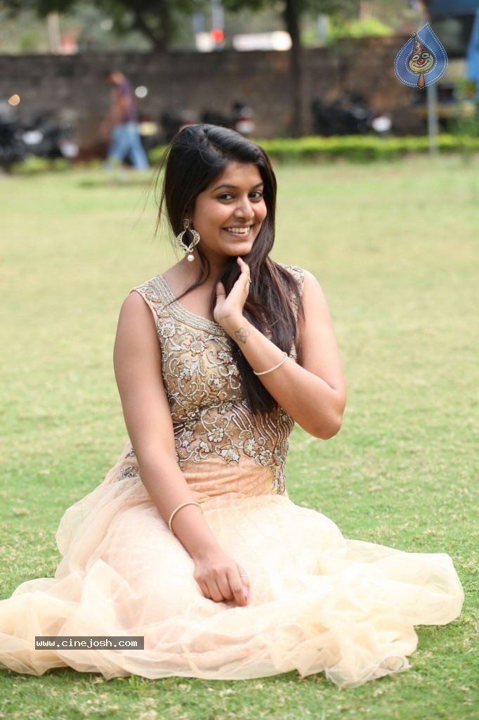 Kavya Kumar New Pics - 11 / 83 photos