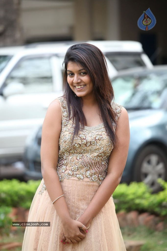 Kavya Kumar New Pics - 40 / 83 photos