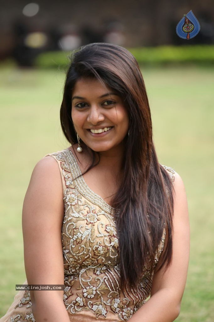 Kavya Kumar New Pics - 62 / 83 photos