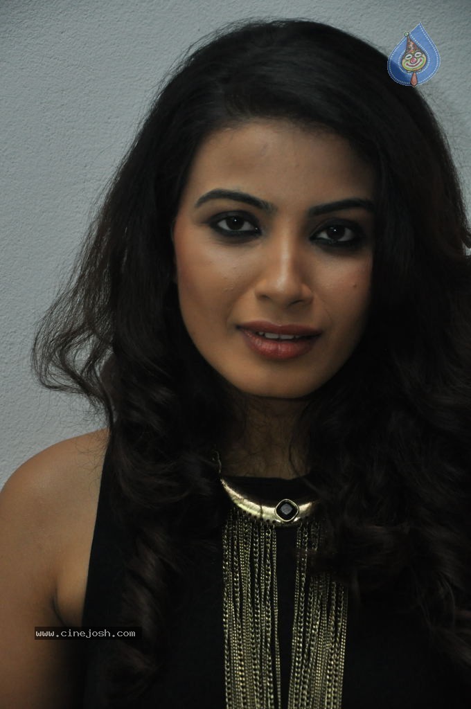 Kavya M. Shetty Stills - 20 / 49 photos