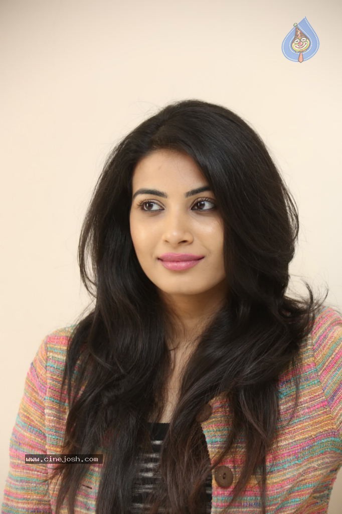 Kavya Shetty New Photos - 11 / 110 photos