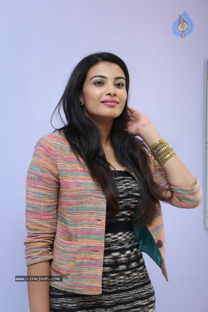 Kavya Shetty New Photos - 24 / 110 photos