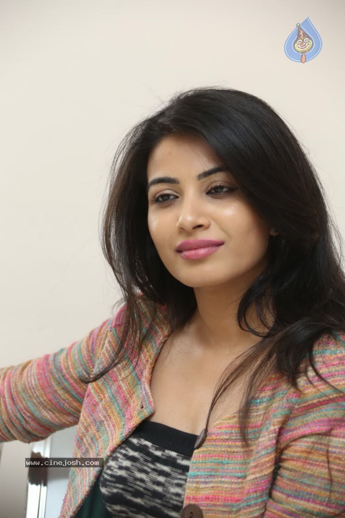 Kavya Shetty New Photos - 71 / 110 photos