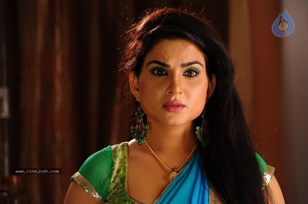 Kavya Singh New Stills - 55 / 56 photos