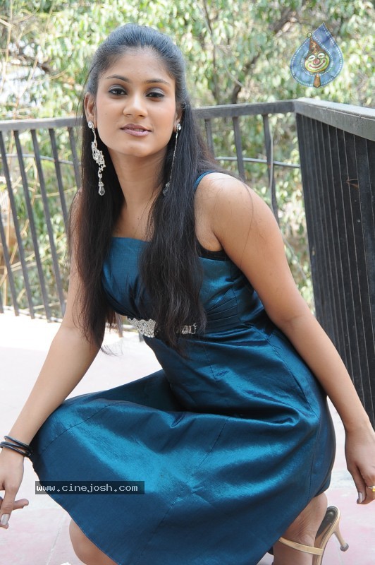 Keerthi  Gallery  - Siri Malle Puvvu - 46 / 52 photos