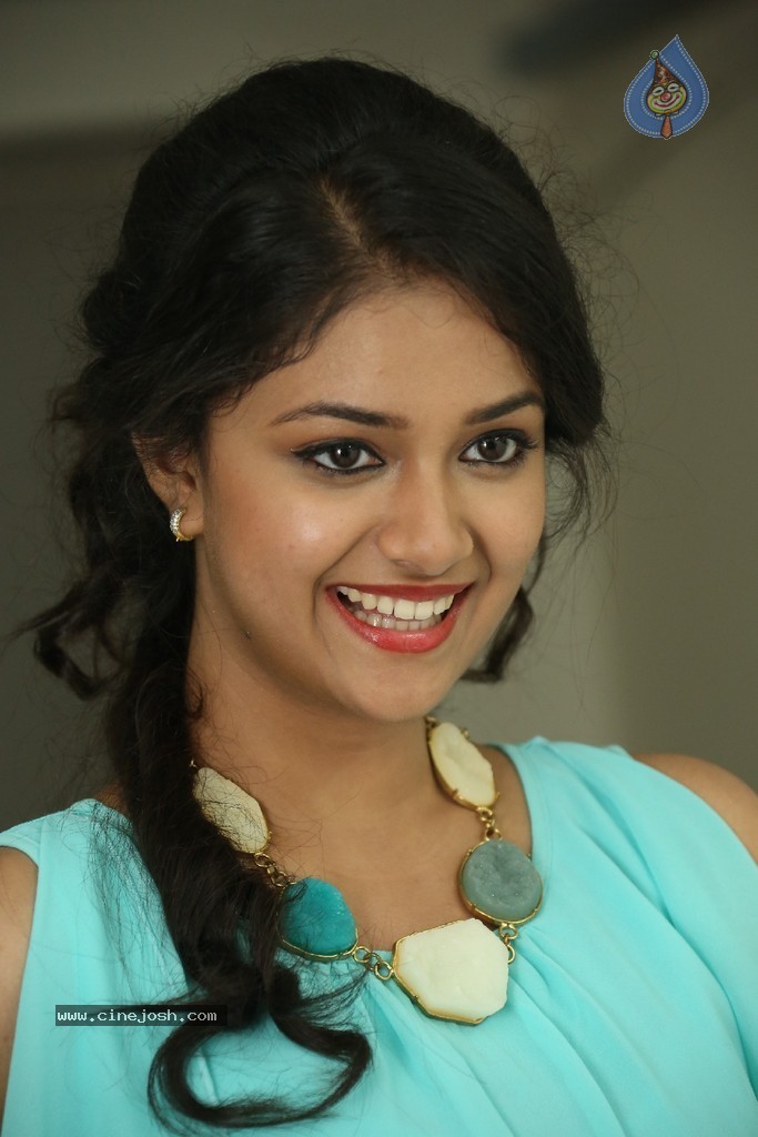 Keerthi Stills - 41 / 120 photos