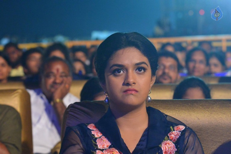Keerthi Suresh at Nenu Local Audio Launch - 31 / 37 photos