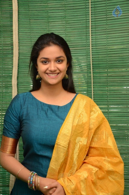 Keerthy Suresh Photos - 13 / 40 photos