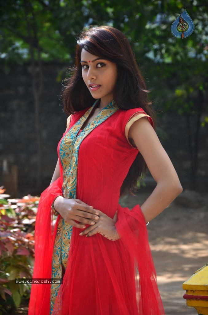 Khenishna Chandran Stills - 5 / 40 photos