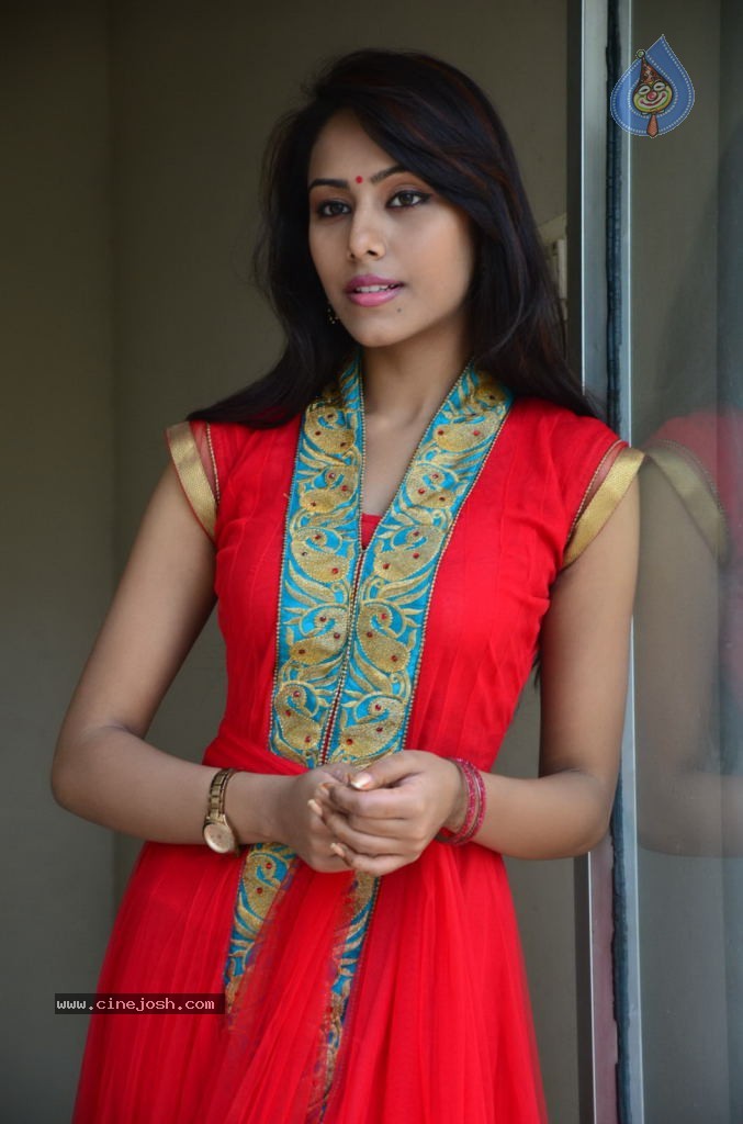 Khenishna Chandran Stills - 26 / 40 photos