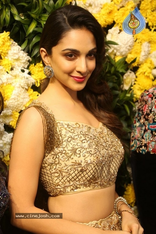 Kiara Advani Photos - 5 / 21 photos