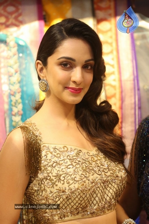 Kiara Advani Photos - 6 / 21 photos