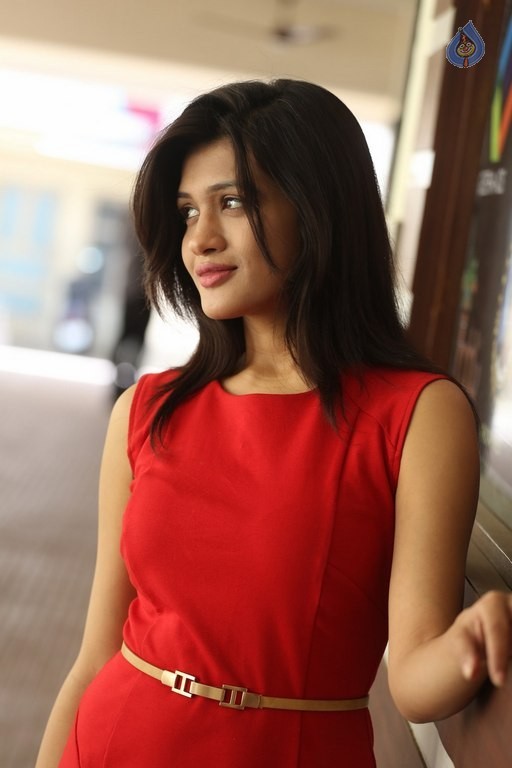 Kimaya Latest Pics - 6 / 40 photos