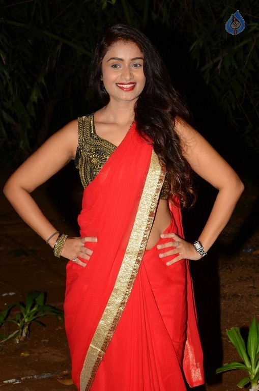 Kiran Chetavani Photos - 39 / 62 photos