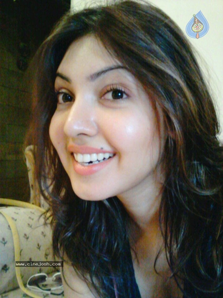 Komal Jha New Stills - 9 / 62 photos