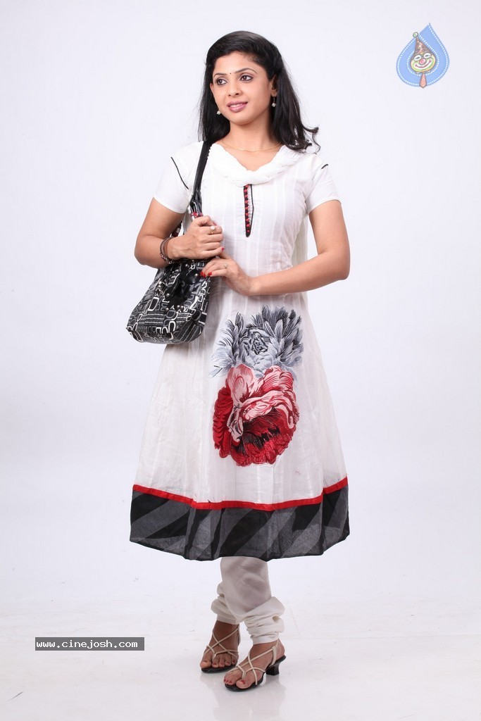 Koyal Das New Photos - 21 / 35 photos
