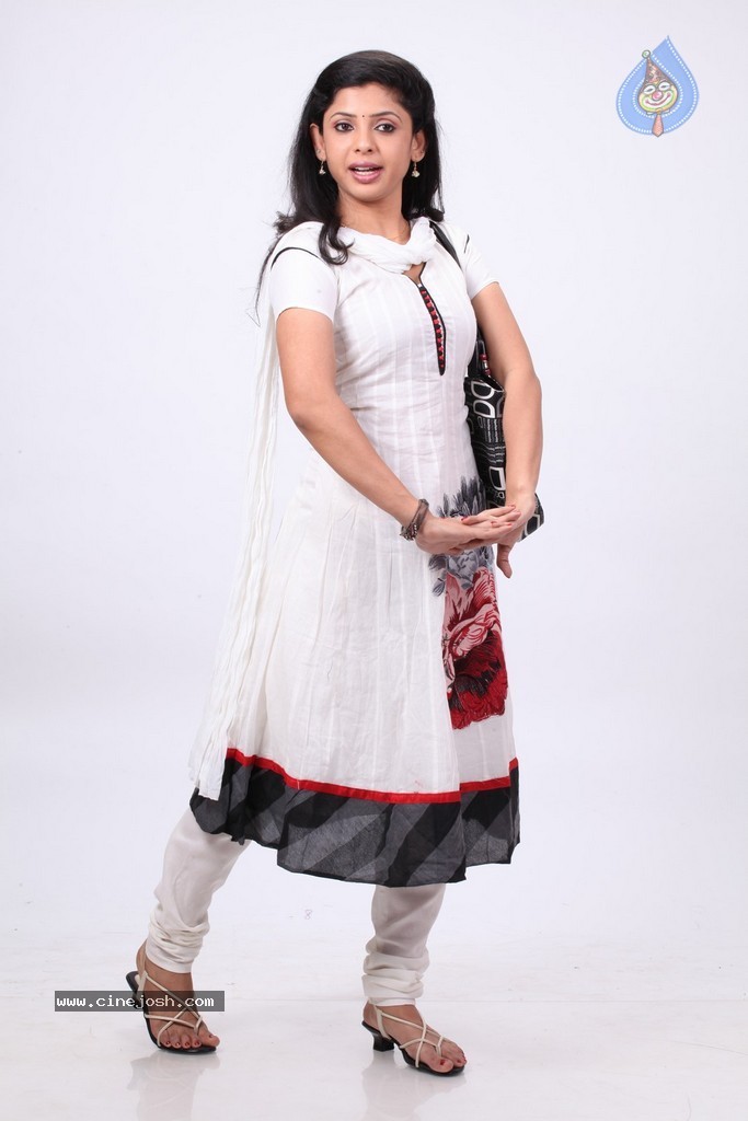 Koyal Das New Photos - 23 / 35 photos