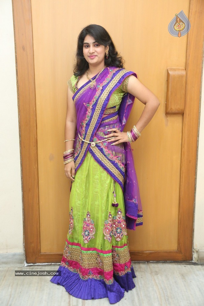 Krishnaveni Stills - 142 / 151 photos