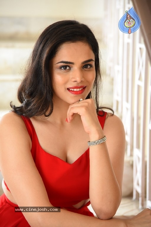 Kriti Garg Photos - 7 / 21 photos