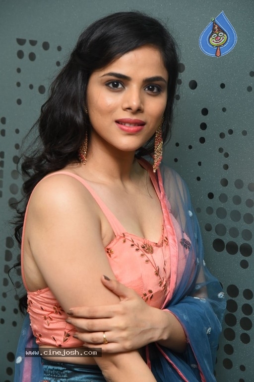 Kriti Garg Photos - 19 / 21 photos