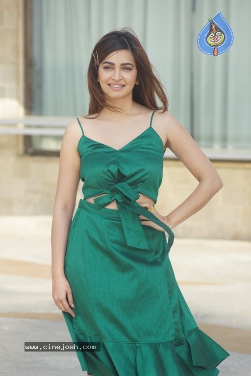 Kriti Kharbanda Photos - 12 / 14 photos