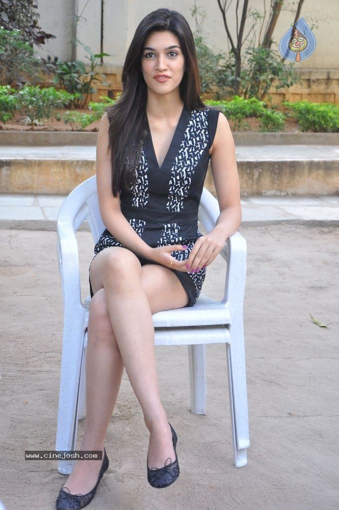 Kriti Sanon Latest Stills - 55 / 169 photos