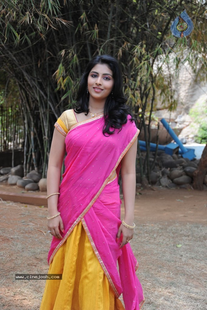 Kruthika Jayakumar New Stills - 68 / 71 photos