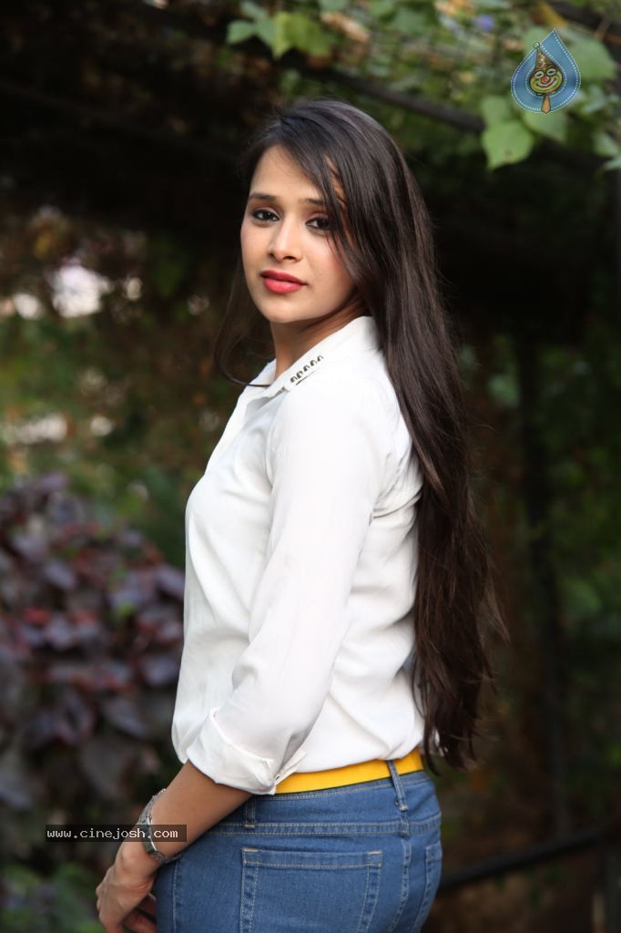 Krutika Singhaal New Gallery - 11 / 85 photos