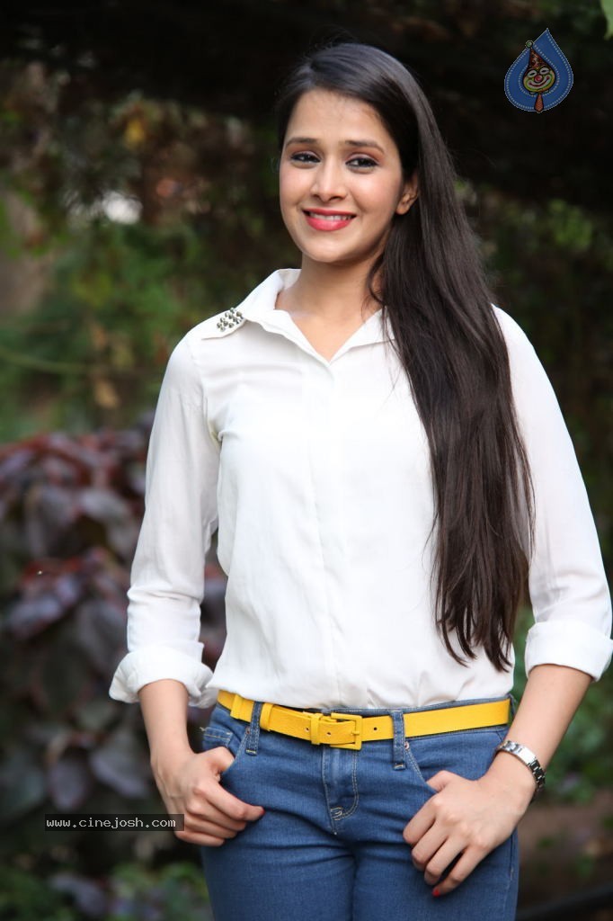 Krutika Singhaal New Gallery - 59 / 85 photos