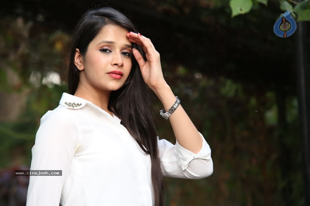Krutika Singhaal New Gallery - 71 / 85 photos