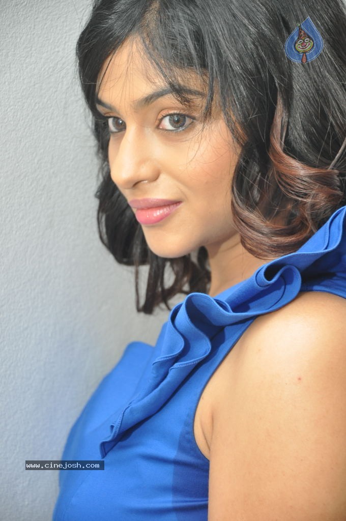Lakshmi Nair Hot Stills - 2 / 102 photos
