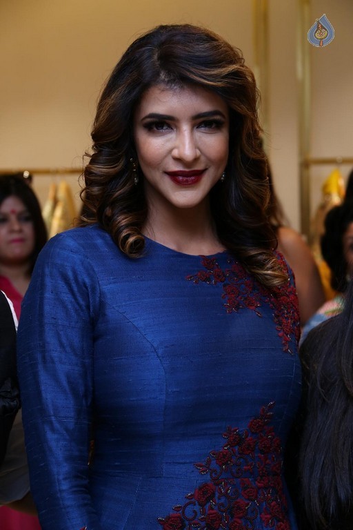 Lakshmi Prasanna at LFW Event - 17 / 35 photos