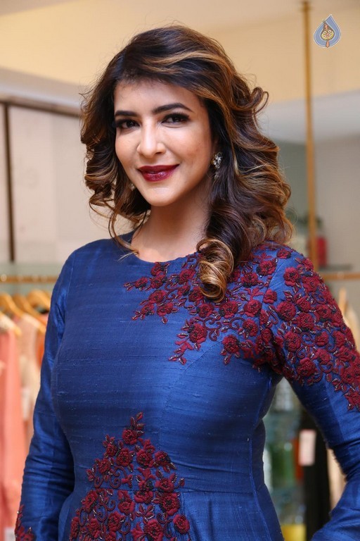 Lakshmi Prasanna at LFW Event - 24 / 35 photos