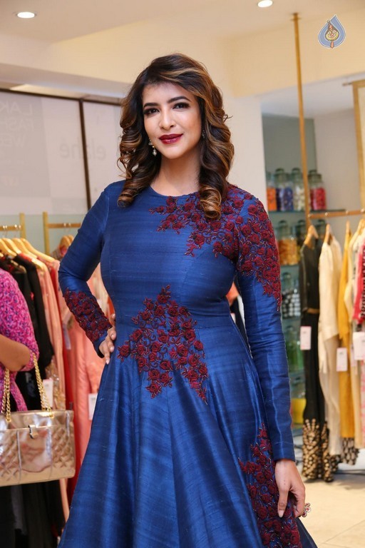 Lakshmi Prasanna at LFW Event - 35 / 35 photos