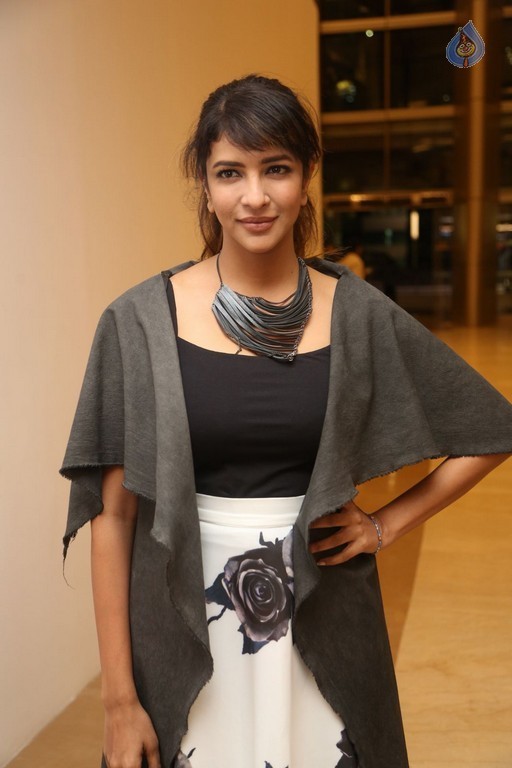 Lakshmi Prasanna New Photos - 18 / 40 photos
